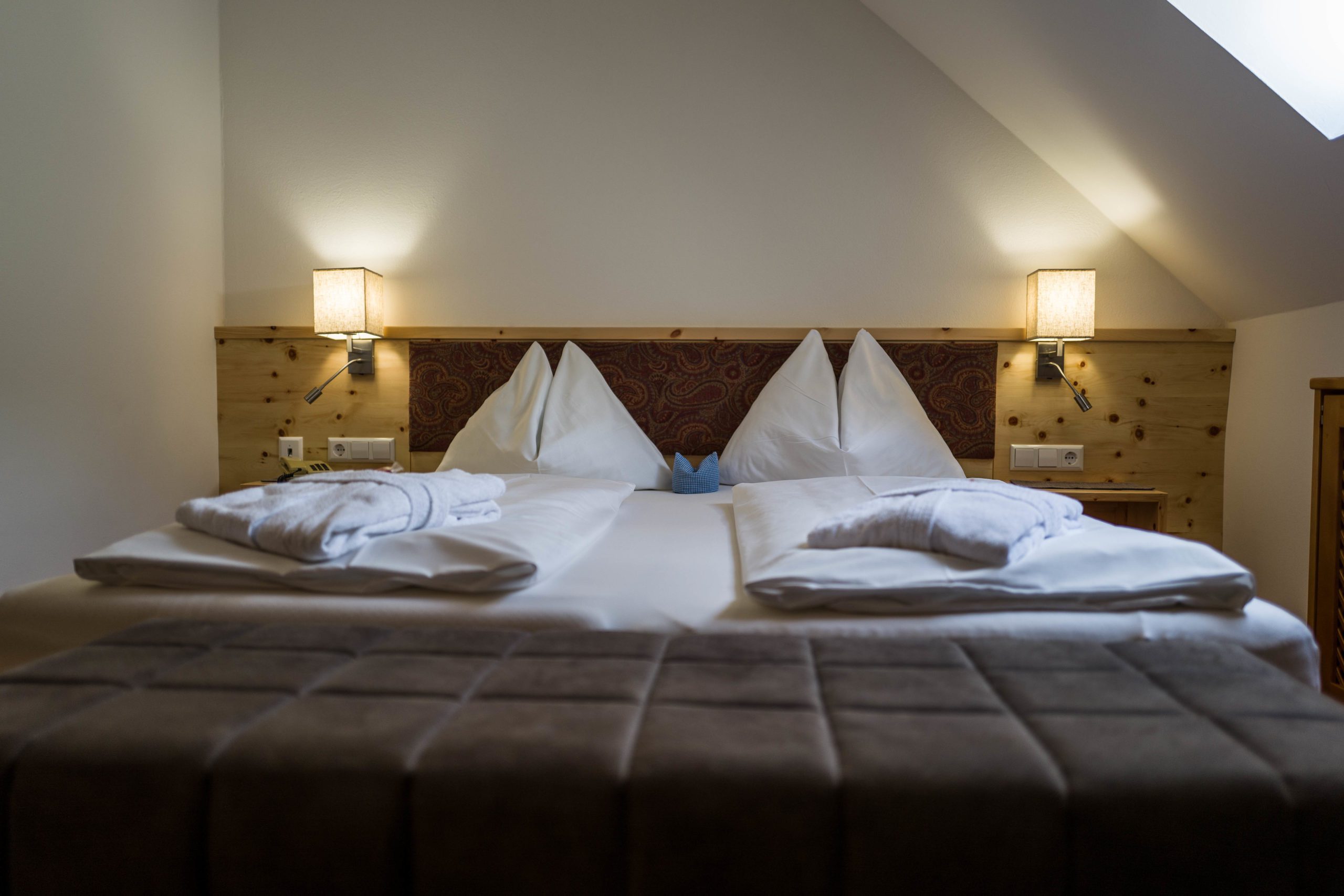 Hinteregger_Biobauernhof_Auszeithof_BadKleinkirchheim_Zimmer-8